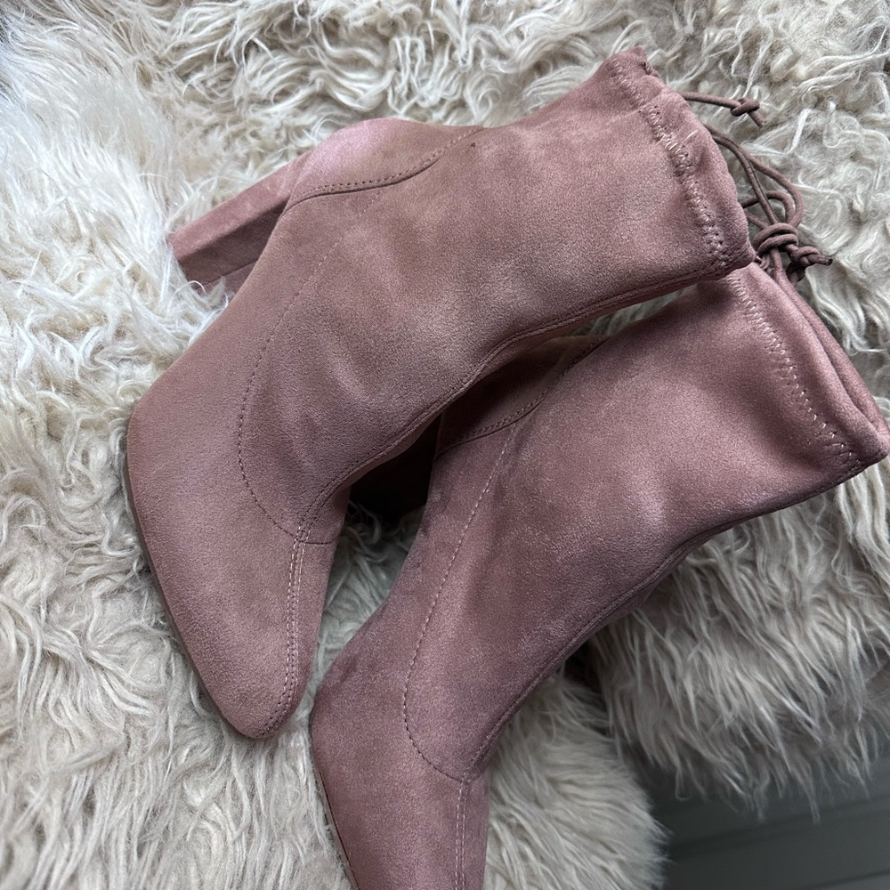 SHEIN Pink Ankle Boots with High Heel and Pointed Toe